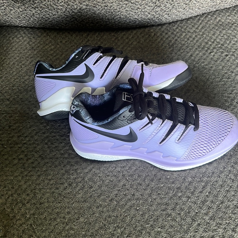 Purple Nike sneakers size 8